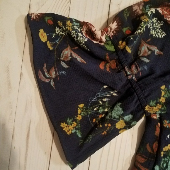 Oddy XL boutique off the shoulder floral top - Picture 3 of 4